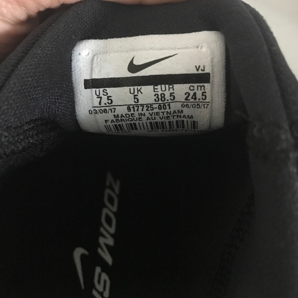 Brand new Nike Zoom air sneakers - Picture 5 of 5